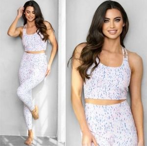 Sportsbra/Leggings Activewear Set, Size M